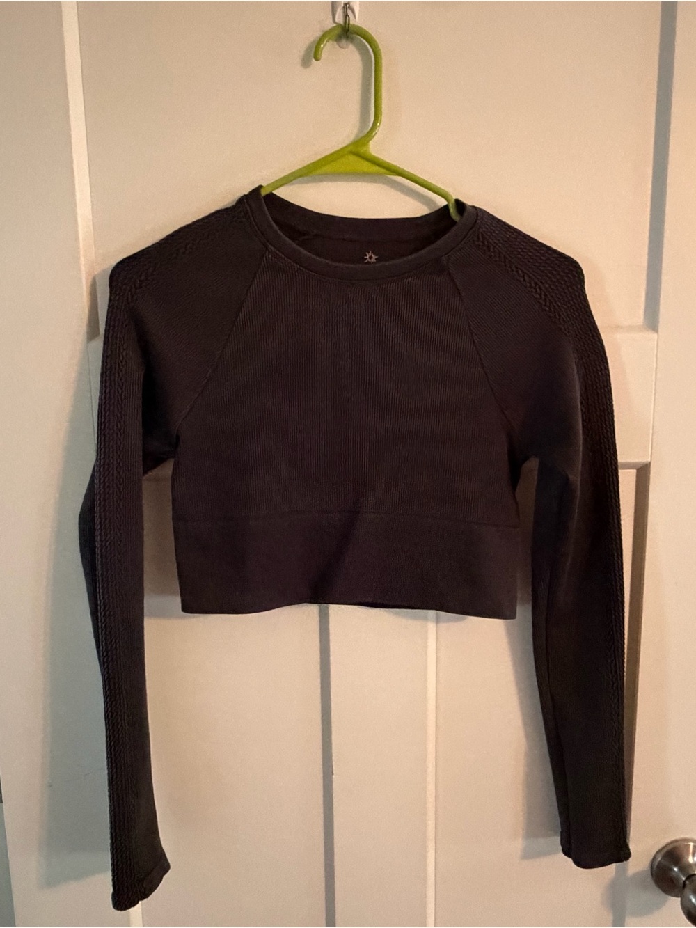 Cropped Crewneck Sweatshirt - Black